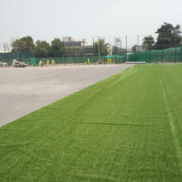 Estadio Estrella de California terminado con pasto sintético, La Legua, San Joaquín
