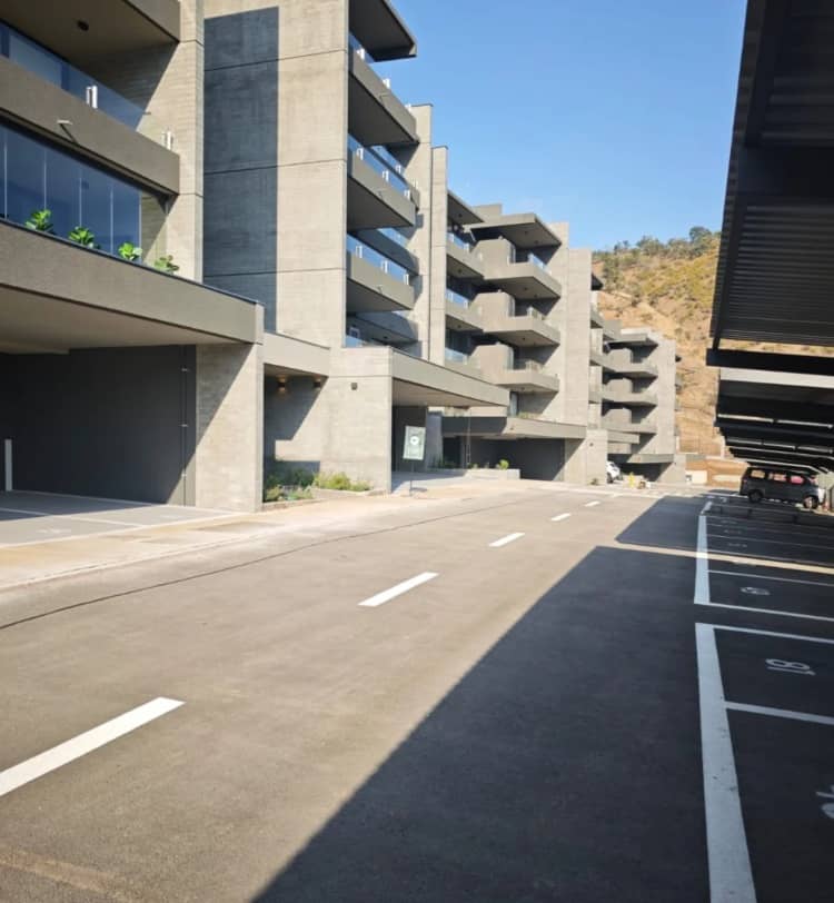 Condominio con edificios y viviendas, Urbanización Los Litres
